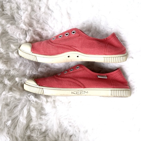 Keen Size 7 Tennis Shoes Slip On Pink - Picture 2 of 11